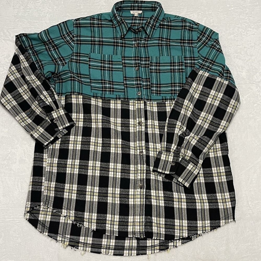 La Miel Plaid Long Sleeve Pocket Button Front Flannel Shirt Raw Hem Lagenlook